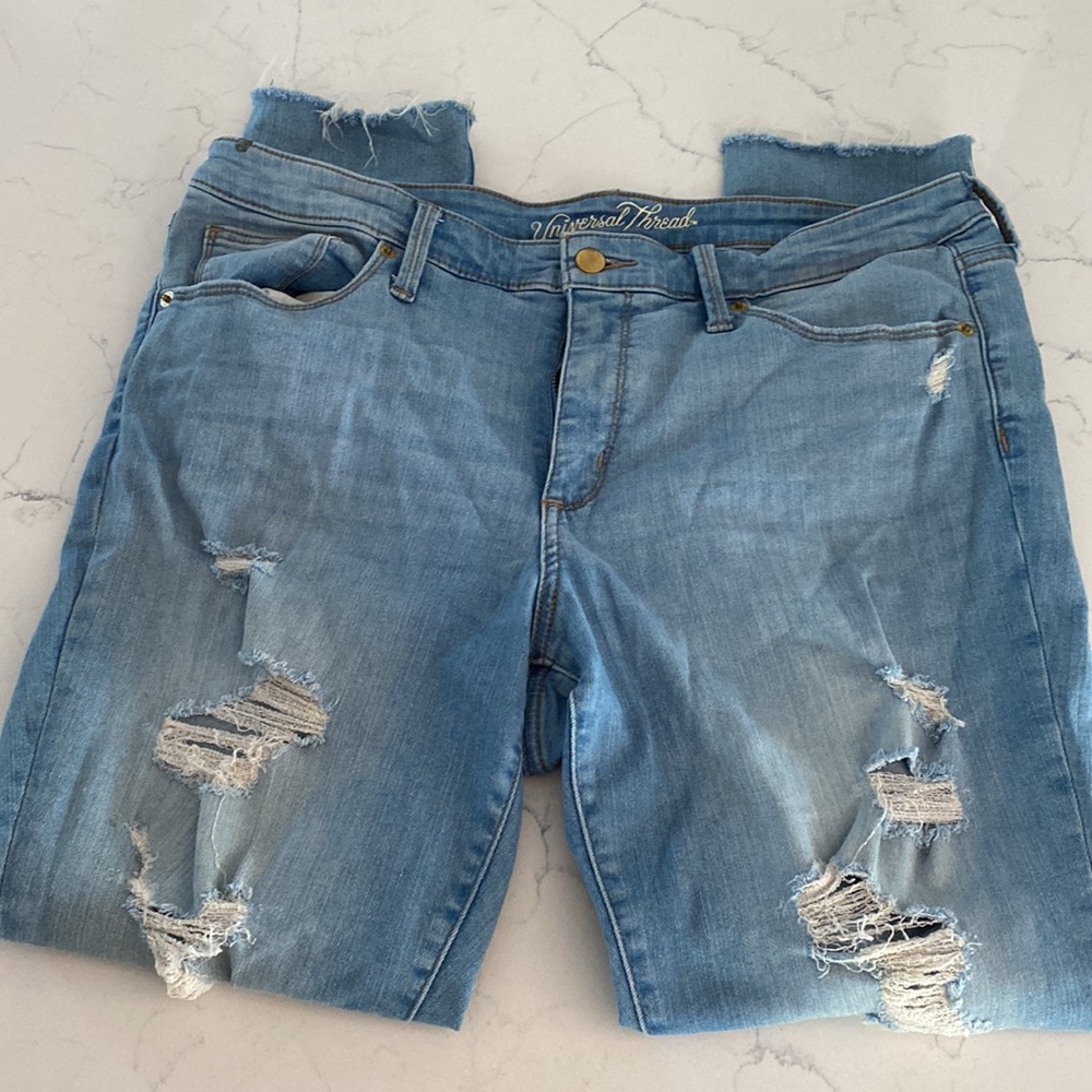Universal Thread Jeans - Picture 2 of 4